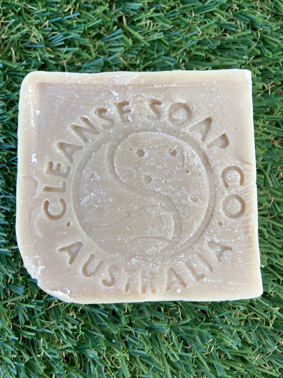 AUSTRALIAN SANDALWOOD & FRANKINCENSE SOAP BAR : 120G