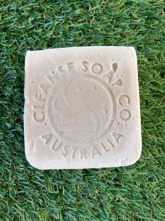 AUSTRALIANA SOAP BAR : WATTLE , LEMON MYRTLE, EUCALYPTUS & TEATREE 120G